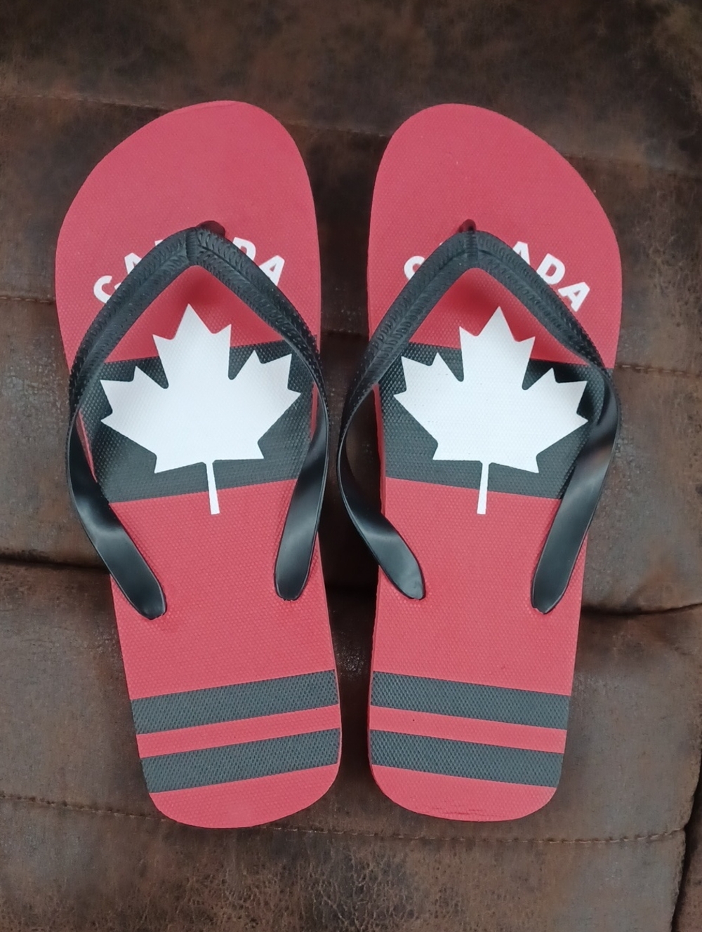 4/$40 Canada Maple Leaf Red Flip Flops - EU 44/45 (Fits Size 11 Men)